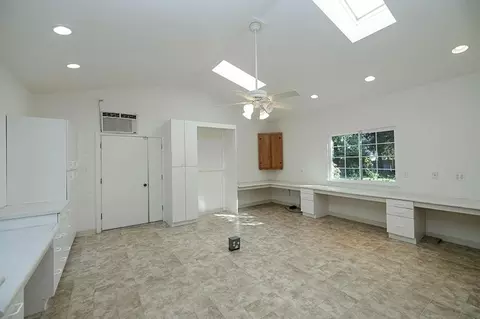 7004 Hillcrest Dr, Modesto, CA 95356 photo 40