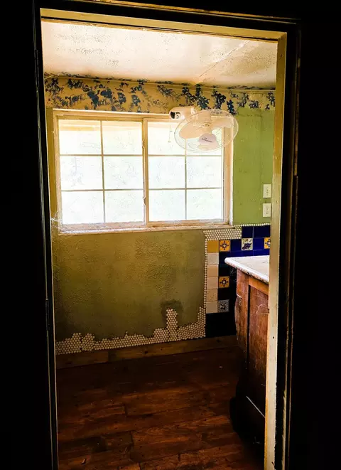 Bath - 8083 La Porte Rd, Rackerby, CA 95972 photo 2 of 6