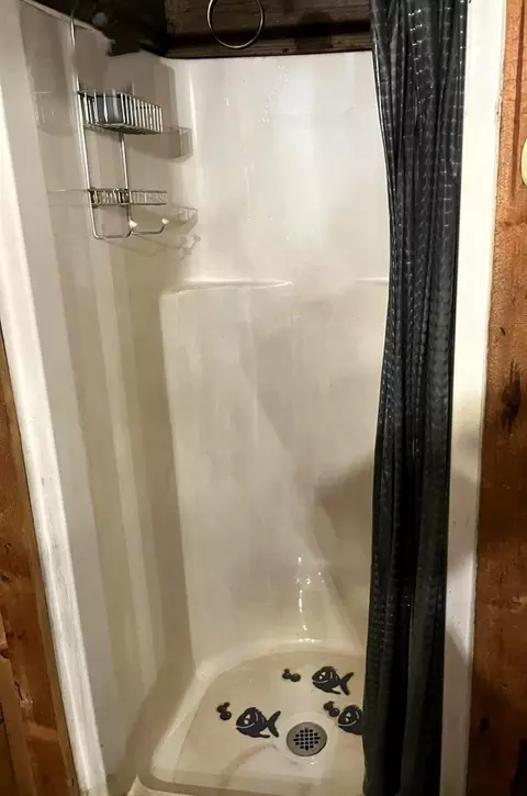 Bath - 8083 La Porte Rd, Rackerby, CA 95972 photo 6 of 6
