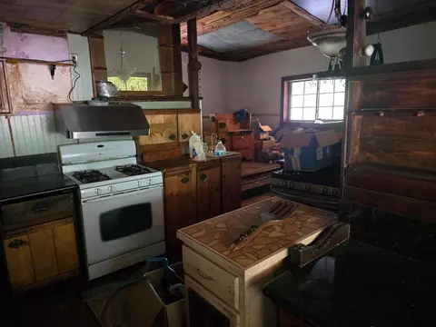Kitchen - 8083 La Porte Rd, Rackerby, CA 95972 photo 4 of 6