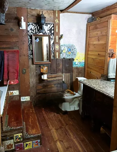 Bath - 8083 La Porte Rd, Rackerby, CA 95972 photo 4 of 6