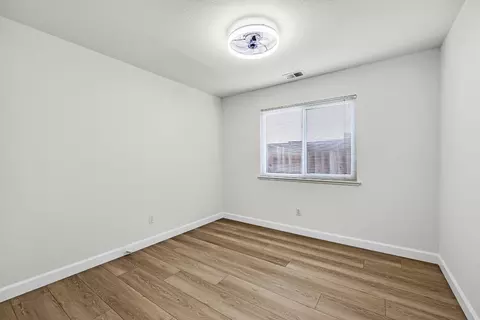 Bedroom - 1190 Yorkshire Loop, Tracy, CA 95376 photo 2 of 3