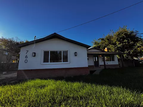 Exterior - 760 Craighton Ave, Elverta, CA 95626 photo 2 of 5