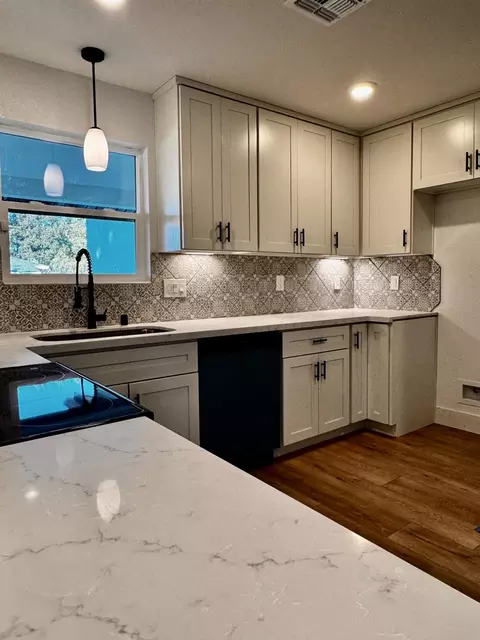 Kitchen - 760 Craighton Ave, Elverta, CA 95626 photo 1 of 2
