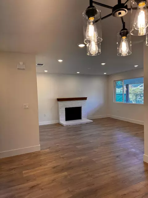Living - 760 Craighton Ave, Elverta, CA 95626 photo 1 of 5