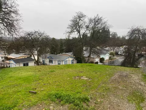 6029 Hilltop Dr, Ione, CA 95640
