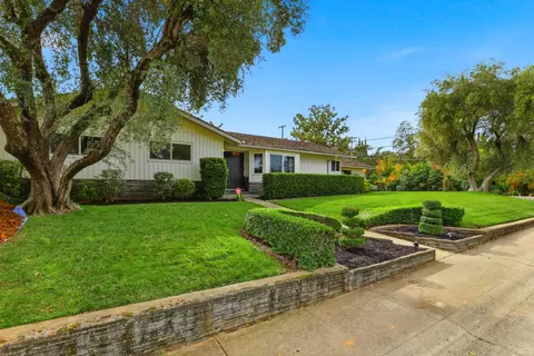 4700 Anne Way, Carmichael, CA 95608 photo 4