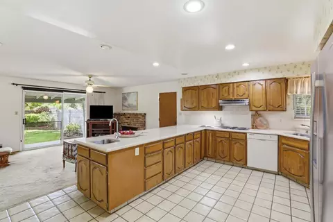 4700 Anne Way, Carmichael, CA 95608 photo 14
