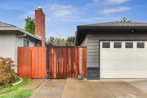Exterior - 607 S Crescent Ave, Lodi, CA 95240 photo 12 of 13