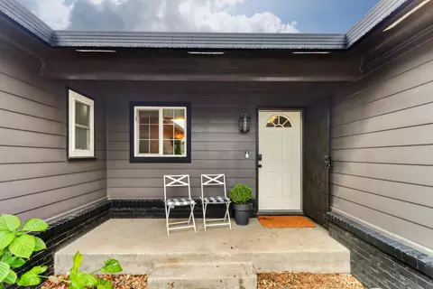 Exterior - 607 S Crescent Ave, Lodi, CA 95240 photo 2 of 13