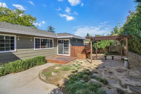 Exterior - 3970 Rochdale Dr, Carmichael, CA 95608 photo 19 of 23