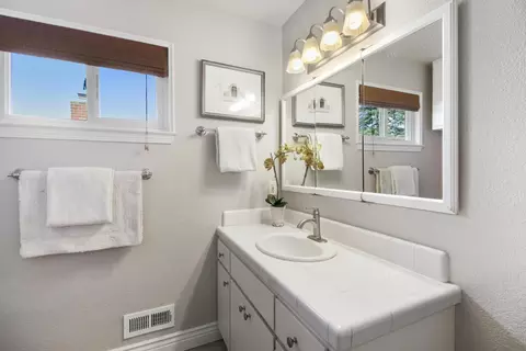 Bath - 3970 Rochdale Dr, Carmichael, CA 95608 photo 1 of 5