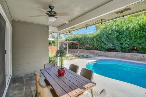 Exterior - 3970 Rochdale Dr, Carmichael, CA 95608 photo 16 of 23