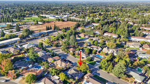 View/Area - 3970 Rochdale Dr, Carmichael, CA 95608 photo 5 of 9