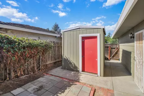 Exterior - 3970 Rochdale Dr, Carmichael, CA 95608 photo 20 of 23