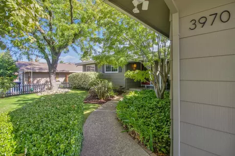 Exterior - 3970 Rochdale Dr, Carmichael, CA 95608 photo 2 of 23