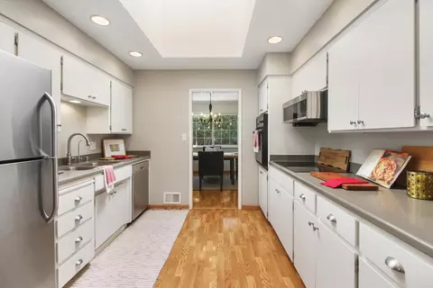 Kitchen - 3970 Rochdale Dr, Carmichael, CA 95608 photo 4 of 6