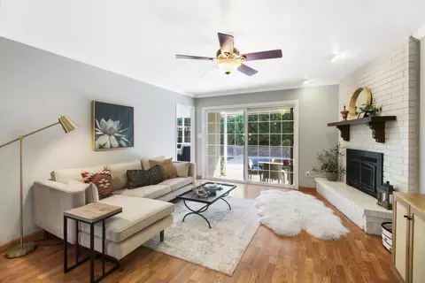 Living - 3970 Rochdale Dr, Carmichael, CA 95608 photo 7 of 8