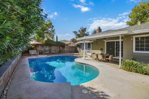Exterior - 3970 Rochdale Dr, Carmichael, CA 95608 photo 9 of 23