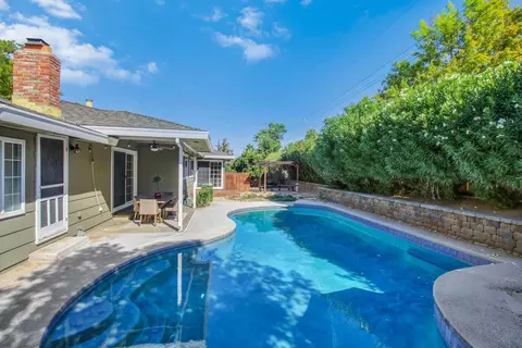 Exterior - 3970 Rochdale Dr, Carmichael, CA 95608 photo 14 of 23