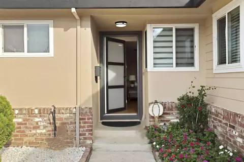 Entry Way - 310 Charles Ave, Manteca, CA 95336 photo 1 of 2