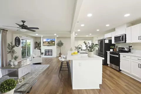 Kitchen - 310 Charles Ave, Manteca, CA 95336 photo 1 of 10