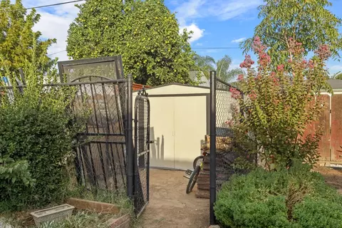 Exterior - 310 Charles Ave, Manteca, CA 95336 photo 13 of 13