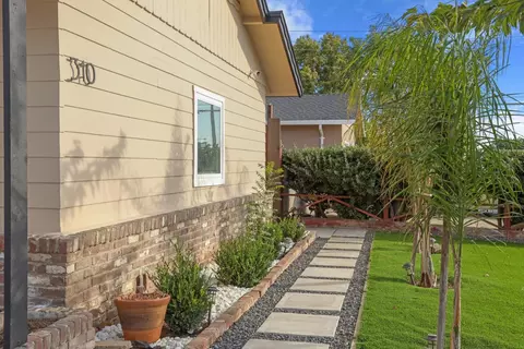 Exterior - 310 Charles Ave, Manteca, CA 95336 photo 4 of 13