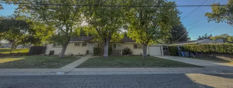 2136 Ahern St, Marysville, CA 95901