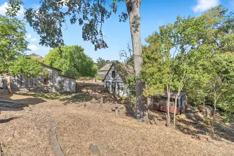 Exterior - 6225 Luna Ln, Carmichael, CA 95608 photo 11 of 18