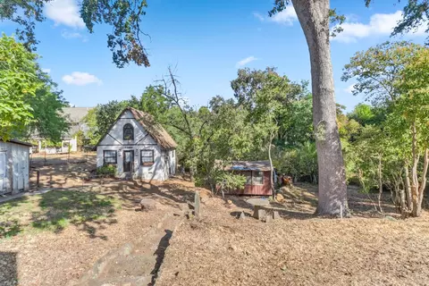 Exterior - 6225 Luna Ln, Carmichael, CA 95608 photo 7 of 18