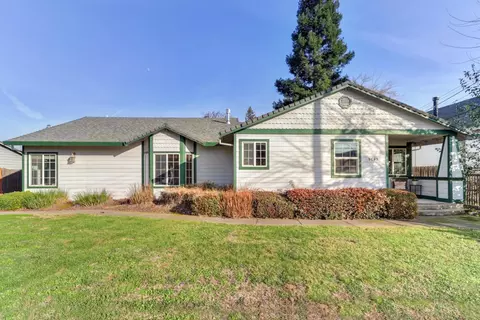 9689 Kent St, Elk Grove, CA 95624