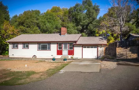 677 Chapin Rd, Placerville, CA 95667 photo 1