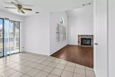 Living - 348 Barrington Way, Lodi, CA 95240 photo 1 of 10