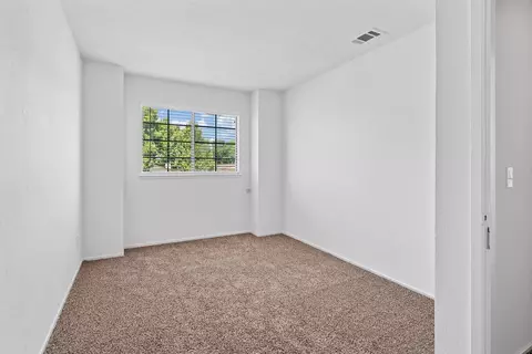 Bedroom - 348 Barrington Way, Lodi, CA 95240 photo 4 of 6
