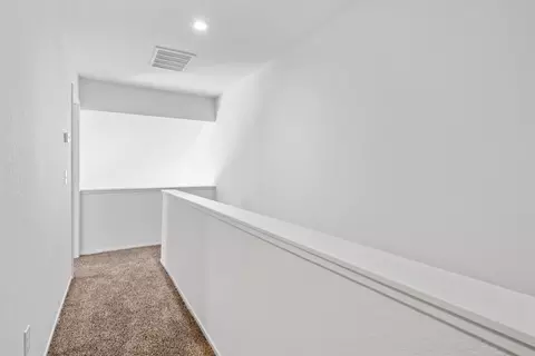 Entry Way - 348 Barrington Way, Lodi, CA 95240 photo 5 of 9