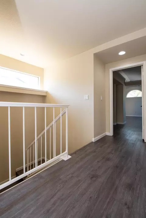 Entry Way - 4133 Gagos Dr, Modesto, CA 95356 photo 2 of 2