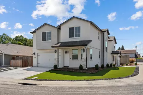 4 Keoke Ct, Sacramento, CA 95838