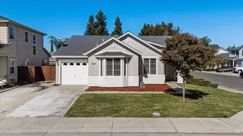 2327 Hearthsong Ct, Riverbank, CA 95367