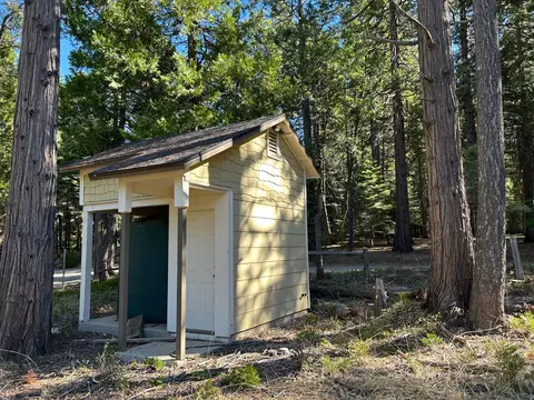 895 Hideaway Loop, Alta, CA 95701 photo 20