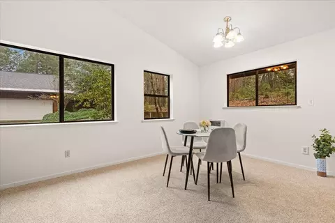 Dining - 15397 Flying Cloud, Grass Valley, CA 95945 photo 3 of 3