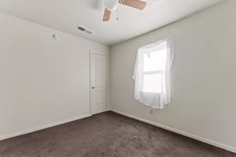 Bedroom - 5192 Chestnut Rd, Olivehurst, CA 95961 photo 1 of 3