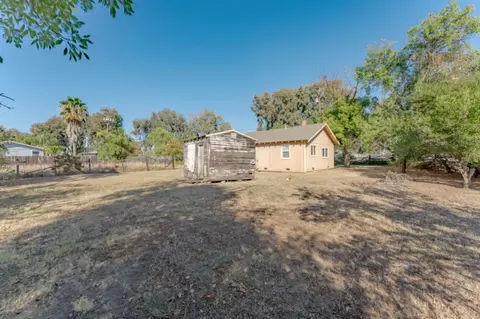 Exterior - 5192 Chestnut Rd, Olivehurst, CA 95961 photo 7 of 9