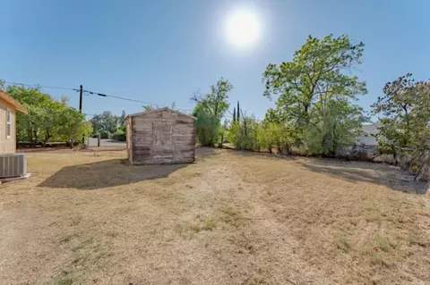 Exterior - 5192 Chestnut Rd, Olivehurst, CA 95961 photo 5 of 9