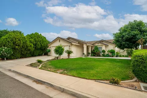2429 Elderberry Dr, Merced, CA 95348 photo 2