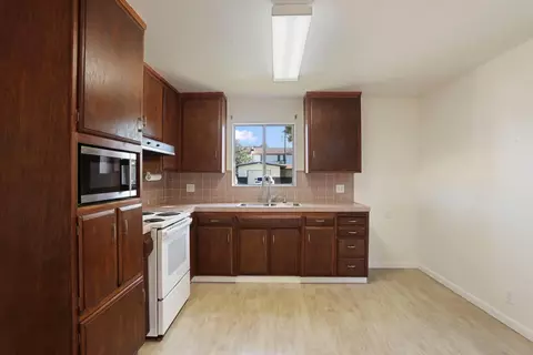 Kitchen - 2613 Balboa Dr, Tracy, CA 95376 photo 1 of 4