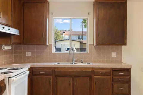 Kitchen - 2613 Balboa Dr, Tracy, CA 95376 photo 2 of 4