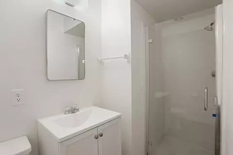 Bath - 2613 Balboa Dr, Tracy, CA 95376 photo 4 of 6