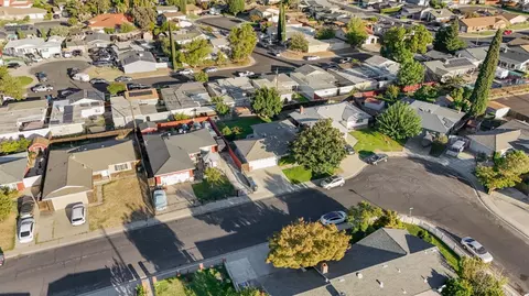 View/Area - 812 Ralph Ave, Manteca, CA 95336 photo 2 of 3
