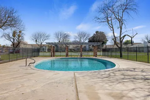 2704 Parkway, Ceres, CA 95307 photo 31